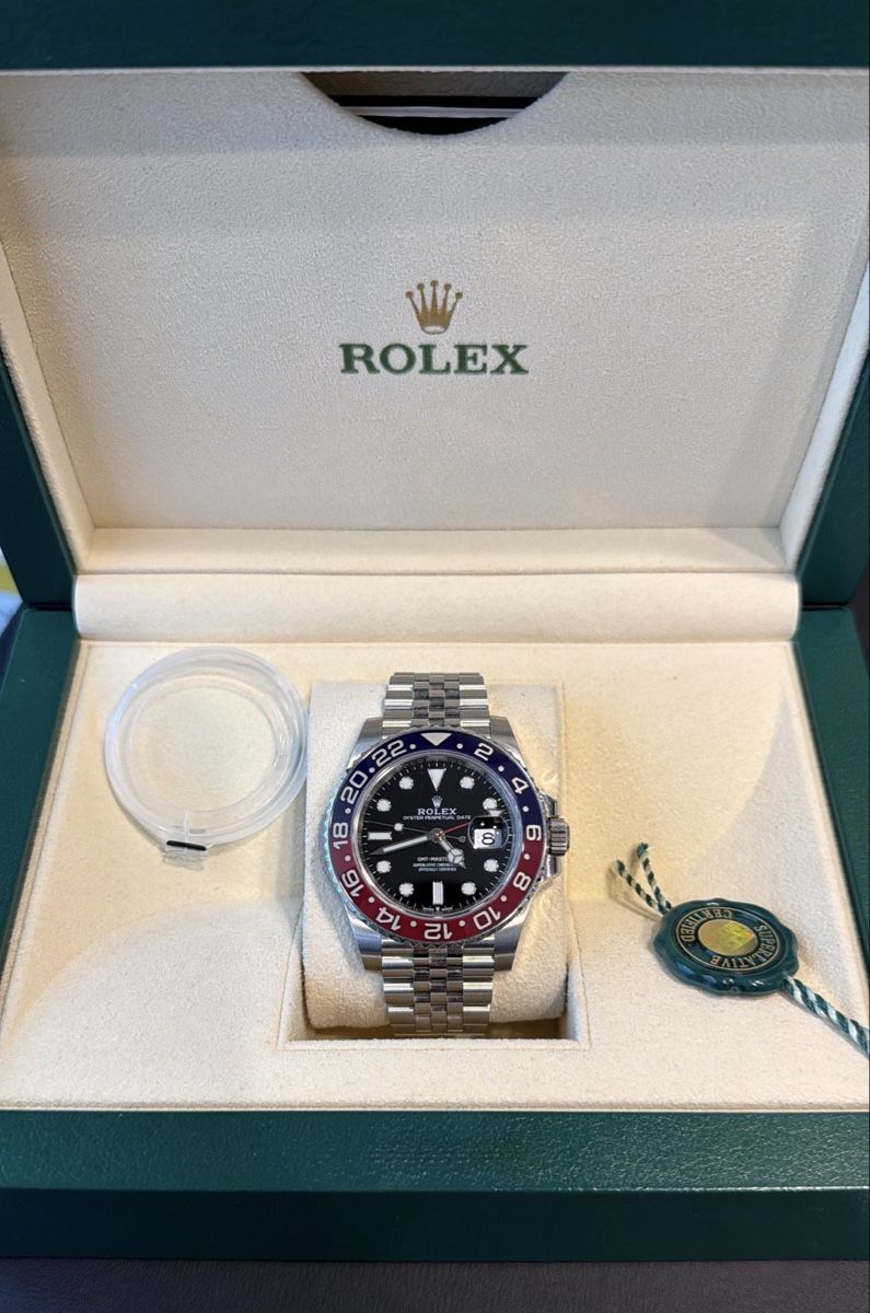 Rolex Orologi: Rolex GMT-Master II Pepsi - 126710BLRO – Usato da Zürich venduto da Watches-Co.