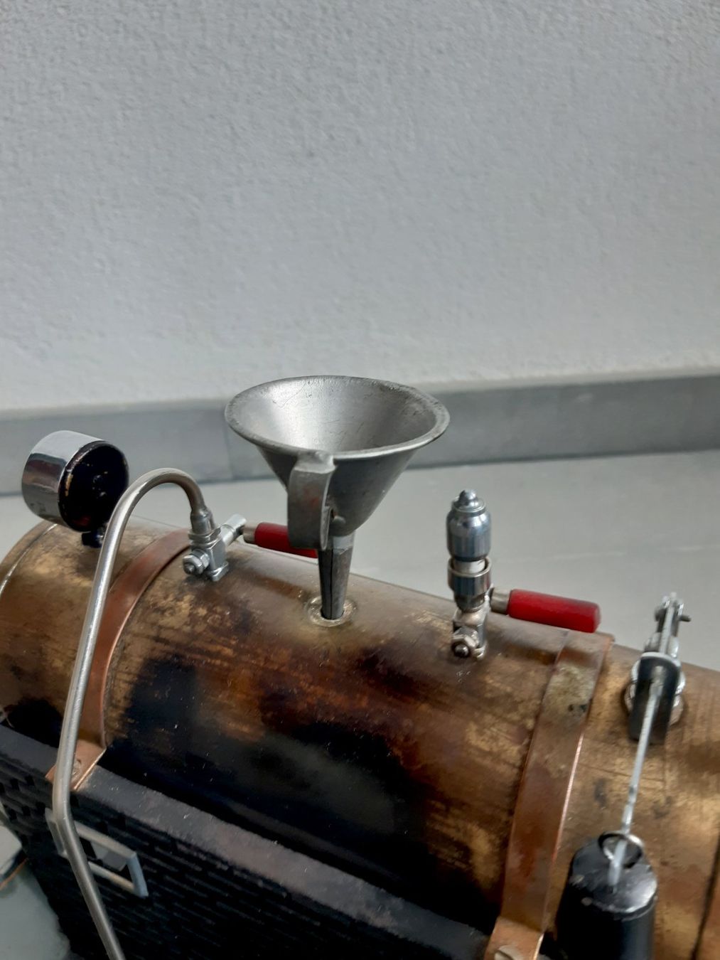 Spielzeuge: Dampfmaschine Märklin – Defekt aus Appenzell Meister. von Lignum 8