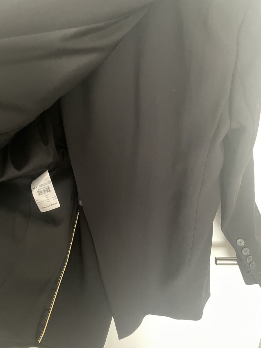Windsor Giacche: Damenblazer schwarz Gr.38 Windsor – Usato da Ennetaach venduto da Ustraessle 4