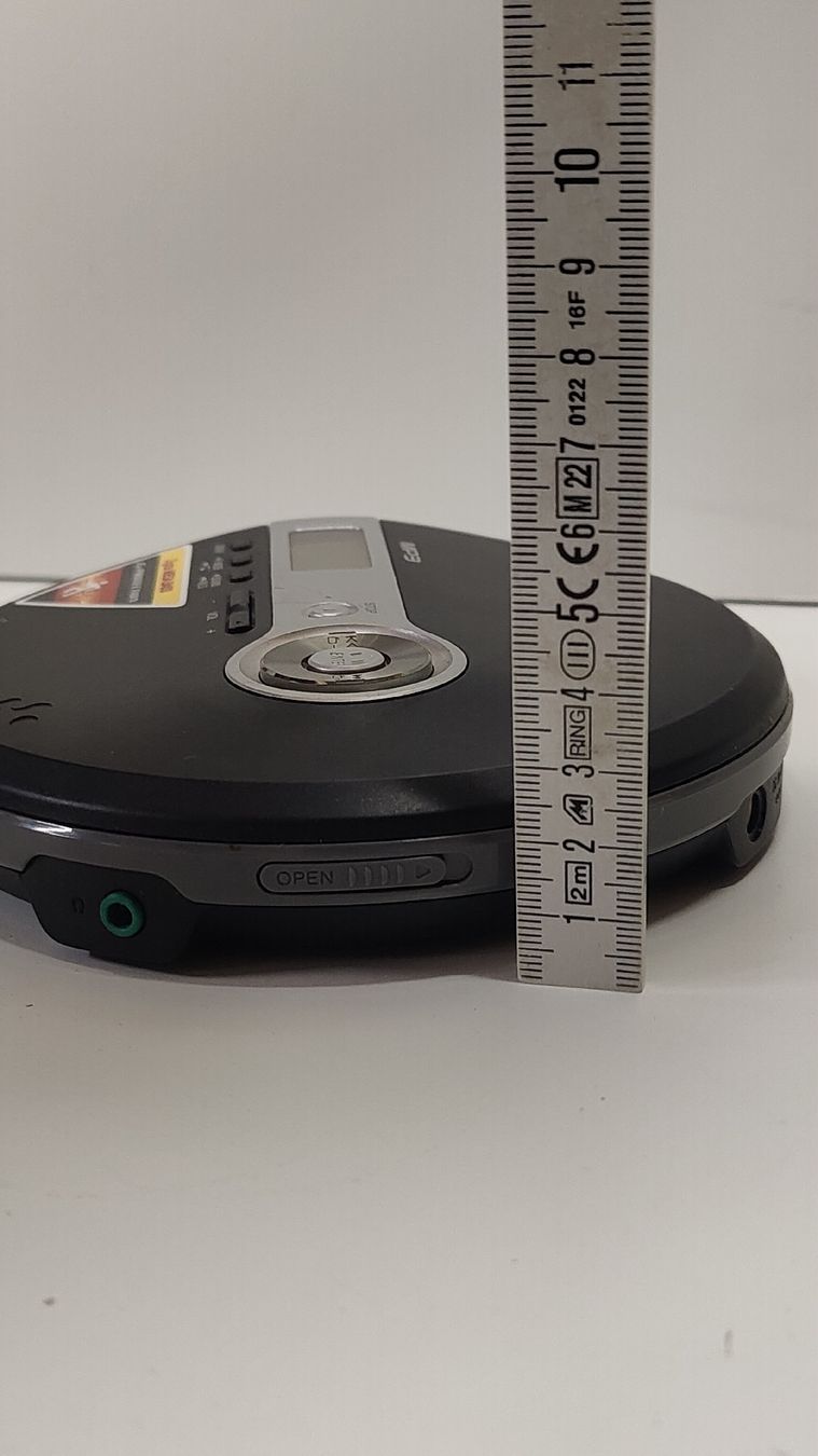 Sony Tragbarer Mediaplayer: Sony Walkman CD-Player (L36) – Gebraucht aus Neuenhof von SchnaeppliAllerlei 7