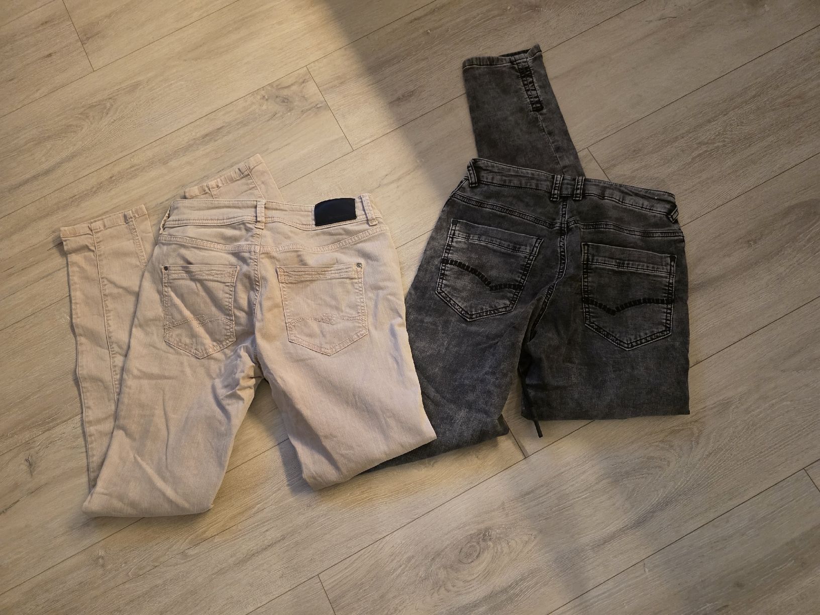 Jeans: 2 Damen Jeans gr 36 – Gebraucht aus Wigoltingen von Zuckerfee84 4