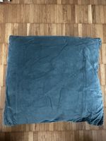 H&M Home Samt-Dekokissen 50 × 50 cm Petrol