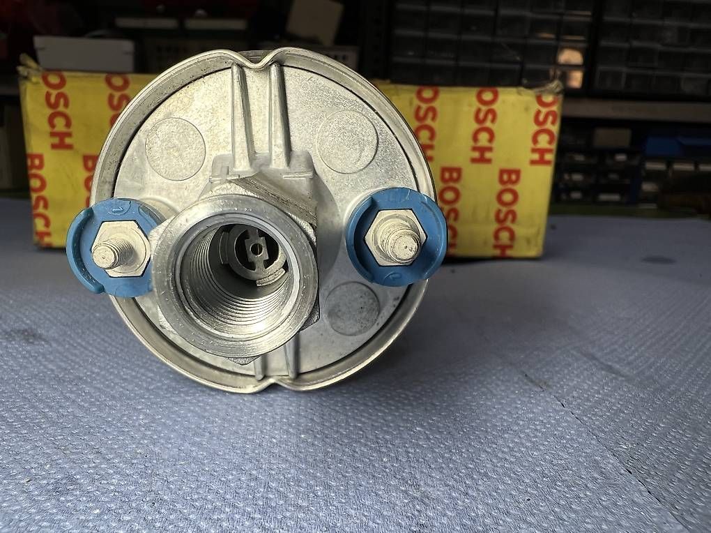 Bosch Tutti pezzi di ricambio auto: Benzinpumpe Bosch 0 580 254 975 – Usato da Gontenschwil venduto da lot_qxr9 2