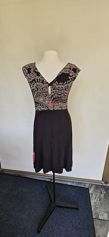 Desigual Vestiti: Desigual Kleid – Usato da Hochdorf venduto da Berry005 2