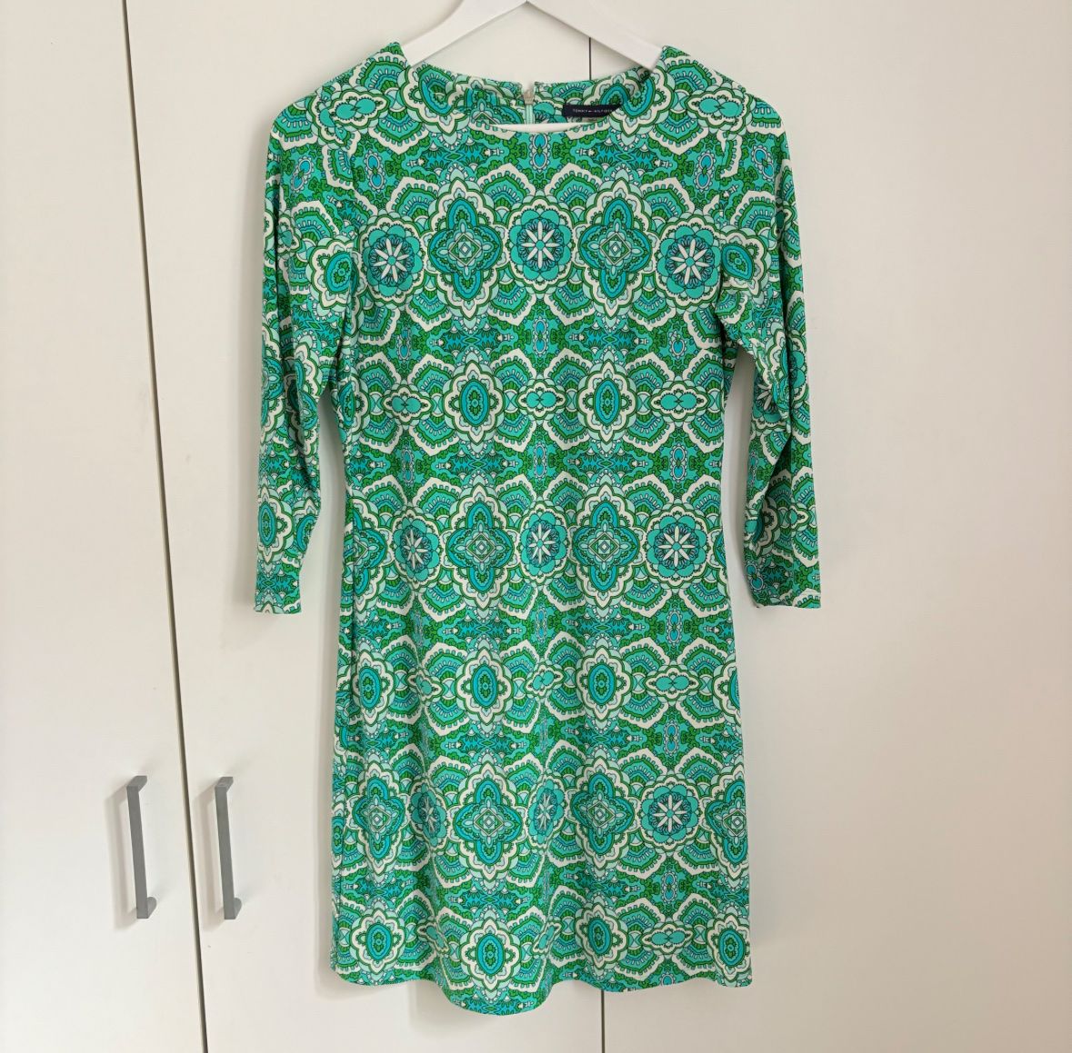 Tommy Hilfiger Kleider: Robe verte Tommy Hilfiger – Neu (gemäss Beschreibung) aus Moudon von TigerrrEye 1