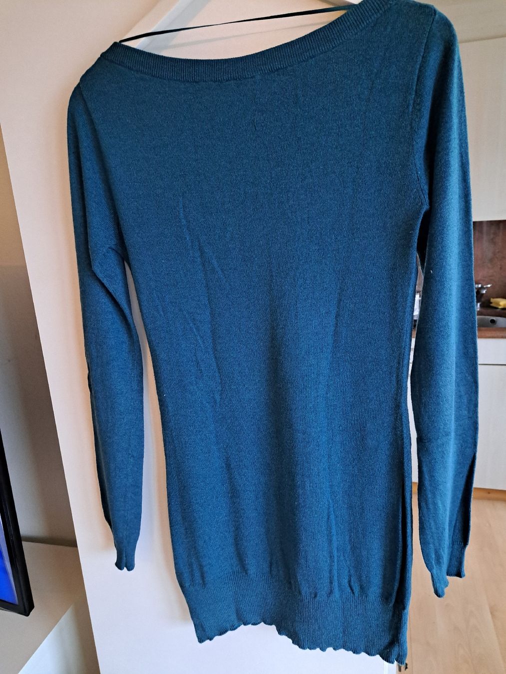 Maglioni & Felpe: 2x Lange Pullover (über die Hüfte) Grösse 36 – Usato da Urdorf venduto da Yvonne008 4