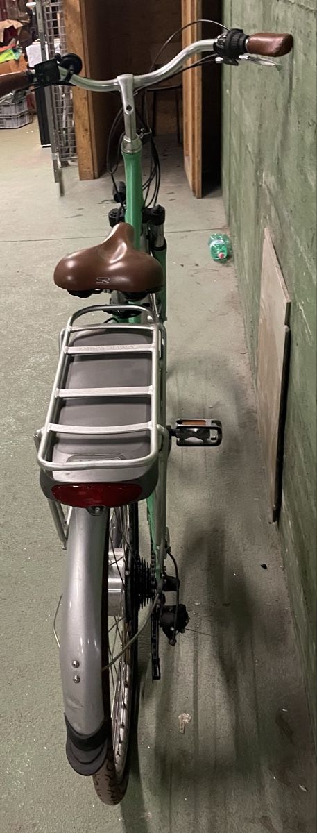 Vélos: Amstrdam Damen Elektrovelo – D'occasion à Birsfelden par Sahid06 3