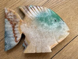 Poisson décoratif en onyx naturel – sculpture artisanale