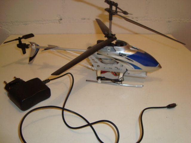 Modellismo RC: Helikopter SO32, für Bastler oder als Ersatzteilspender – Difettoso da Zufikon venduto da wasser367 2