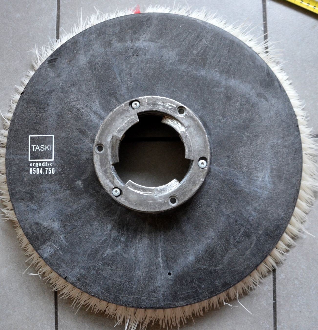 Altro per la casa: Taski 0504.750 Scrubbürste /  Brosse à récurer – Usato da Collonges venduto da arashee 1