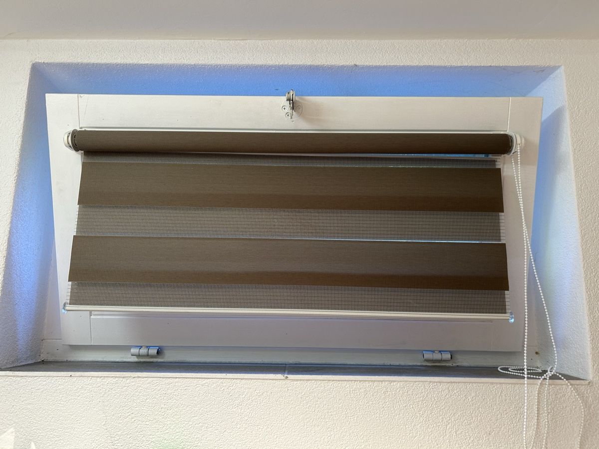 Tende da sole: fensterrollo – Usato da Zürich venduto da 11Zitronenfalter 1