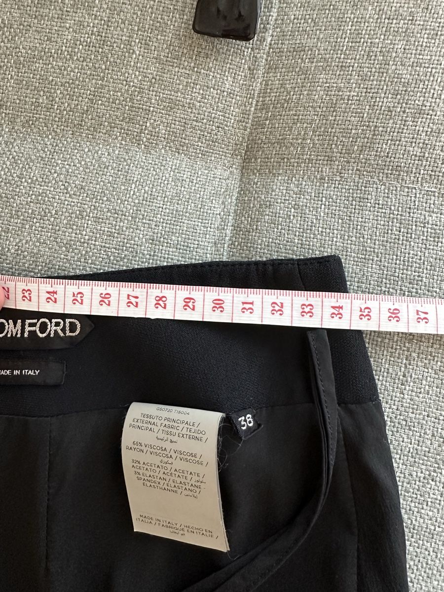 Tom Ford Gonne: Tom Ford , pencil skirt , new – Nuovo (secondo la descrizione) da Küssnacht am Rigi venduto da hor_dpb7 8