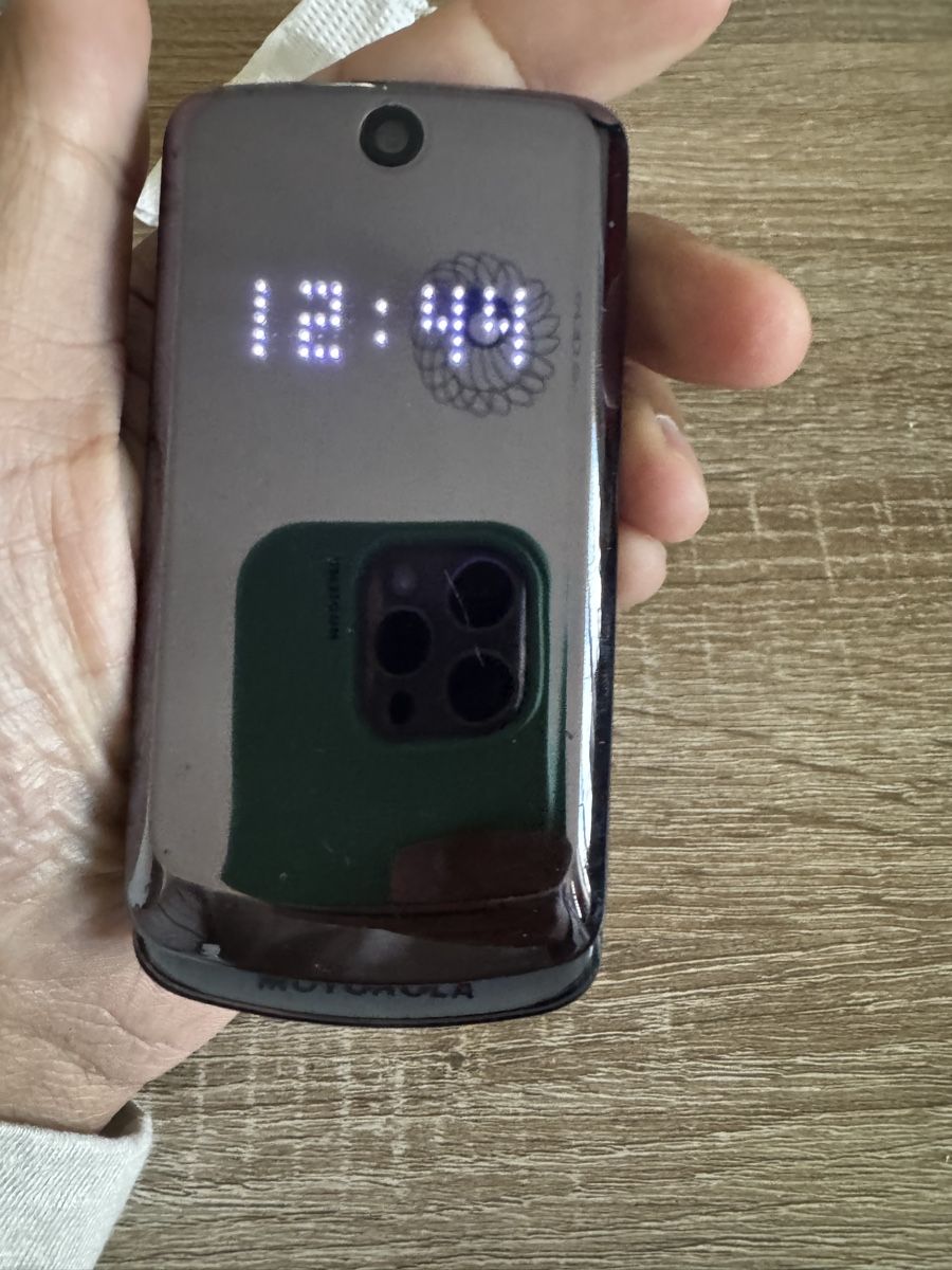 Motorola Telefoni cellulari / Smartphones: Motorola Gleam – Usato da Vevey venduto da Eiden77 7