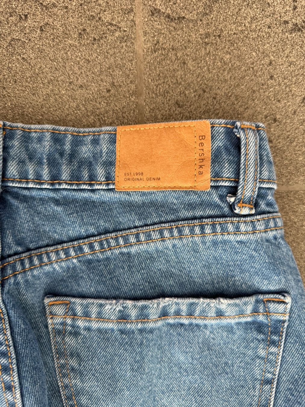 Bershka Jeans: Jeans Grösse 34 – Neuf (Voir description) à Rupperswil par Nila_7 2