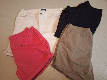 Shorts, Bermudas Set Gr. 42/44