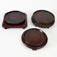 3 chinesische Holzstände für Vasen #2, ex Sammlung