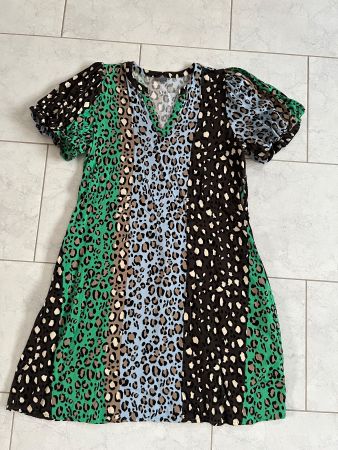 Culture Sommer-Kleid mit Tiermuster, Grösse M, Neu!