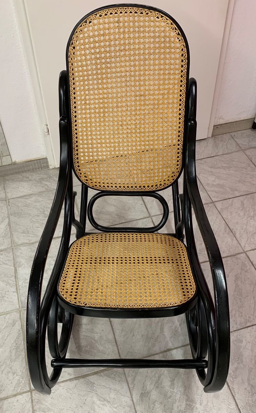 Thonet Sessel: Thonet Schaukelstuhl | TOP Zustand – Gebraucht aus Suhr von twt_gb7n