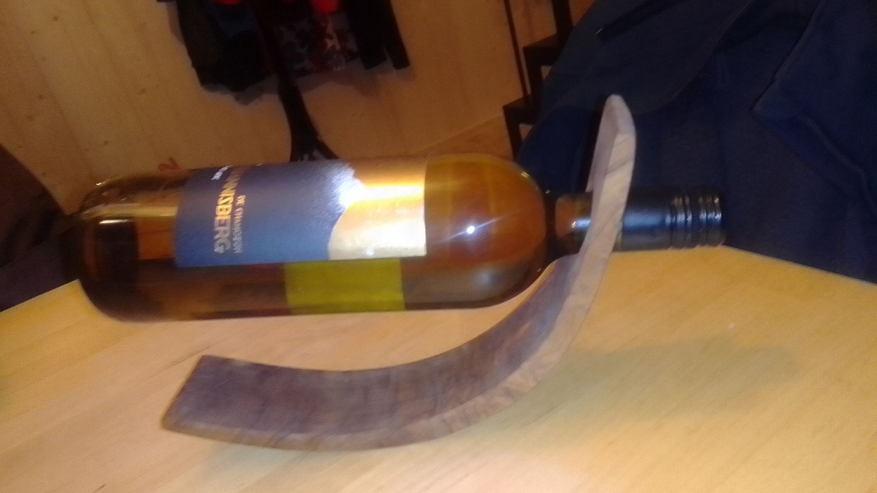 Portabottiglie: Weinflaschenhalter aus Holz – Usato da Bergün/Bravuogn venduto da dherbst01