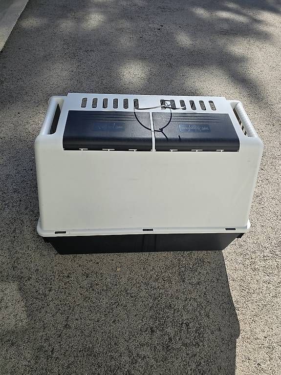 Gabbie, trasporto & Sicurezza: Cage de transport pour chien  – Usato da St-Sulpice venduto da mister1981 1