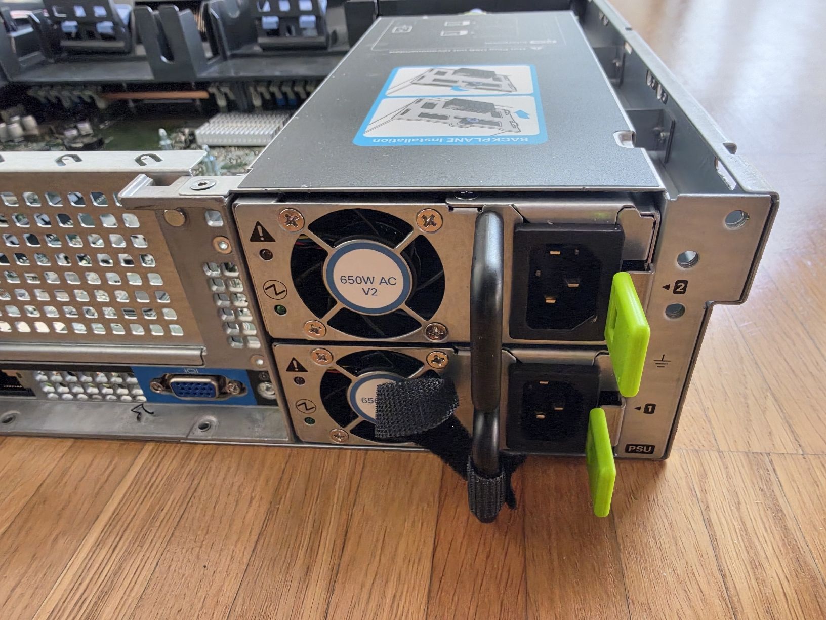 Cisco Server: Server Cisco UCS C240 M4  – Usato da Zürich venduto da Cumins 5