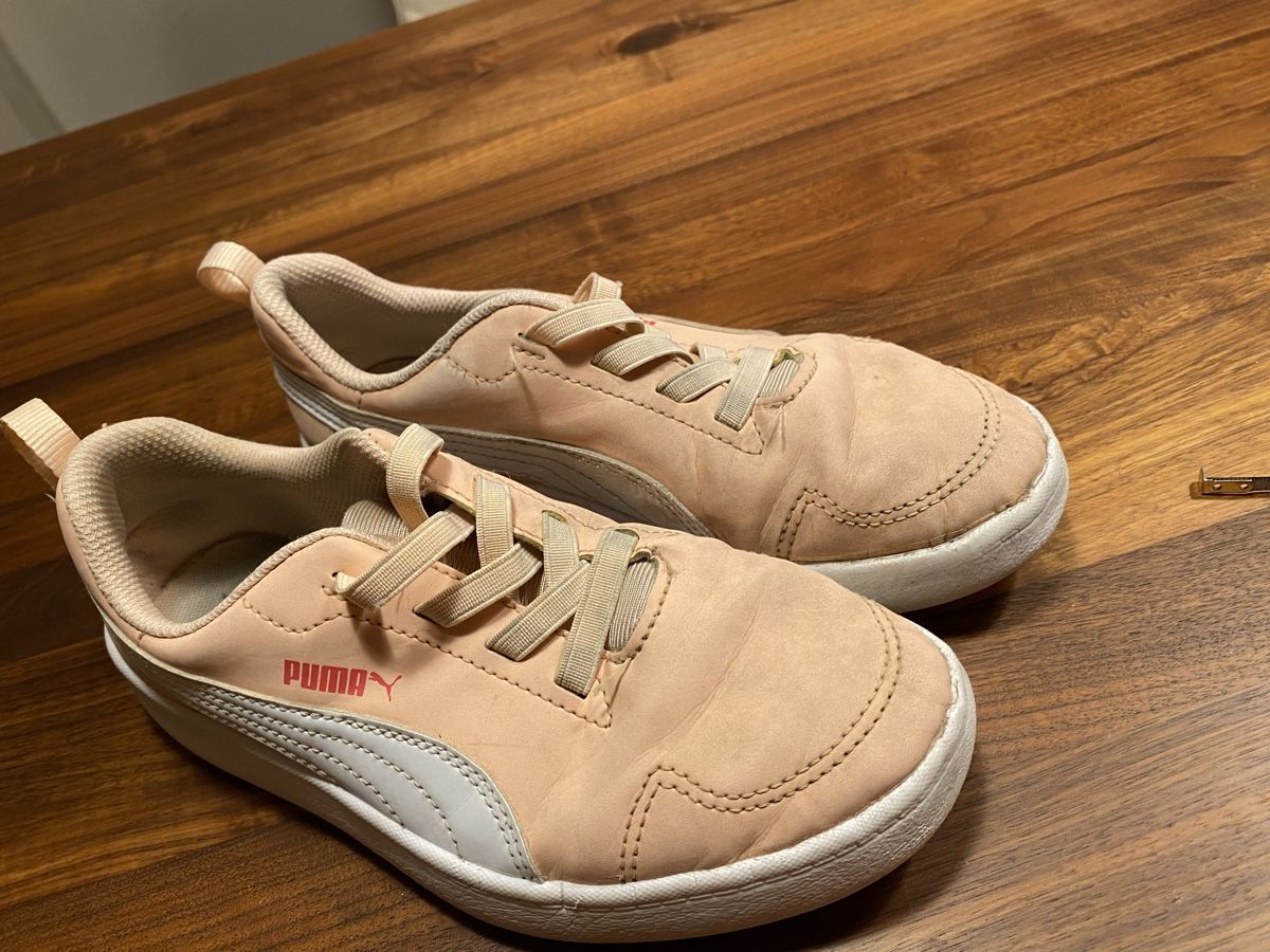 Puma Chaussures filles: PUMA Sneaker Gr 35 – D'occasion à Uerikon par MiBreStaef2023 1