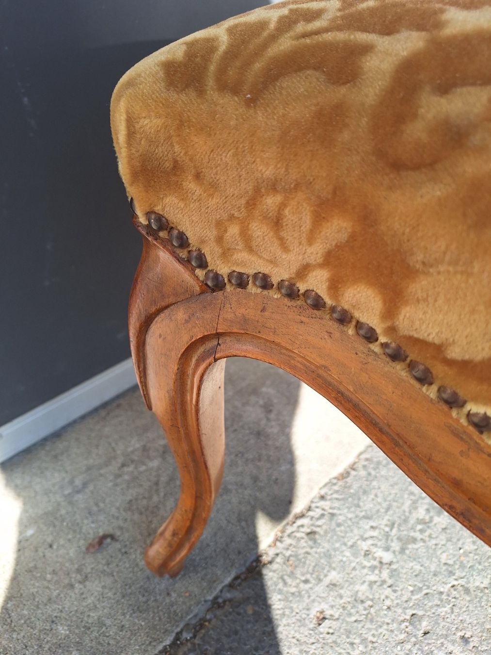 Stühle: 6 STÜCK NUSSBAUM LOUIS-PHILIPPE ESSSTÜHLE – Gebraucht aus Huttwil von Kunterbuntli 4