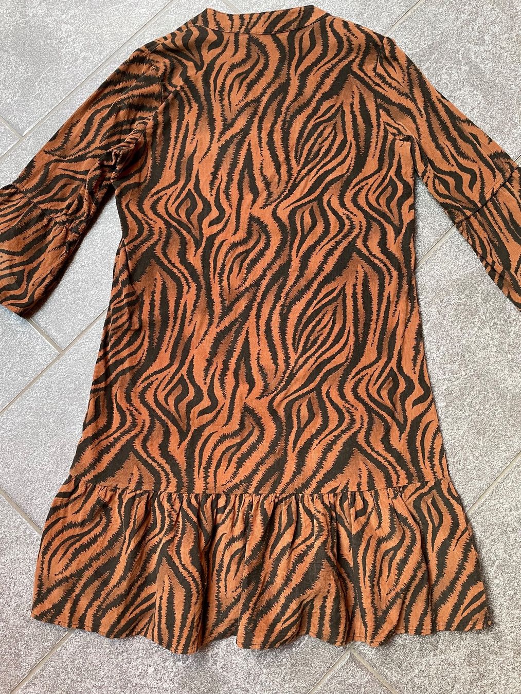 Vestiti: Cartoon Kleid Gr 34 – Nuovo e nell'imballaggio originale da Niederbipp venduto da Rosamunde44 2