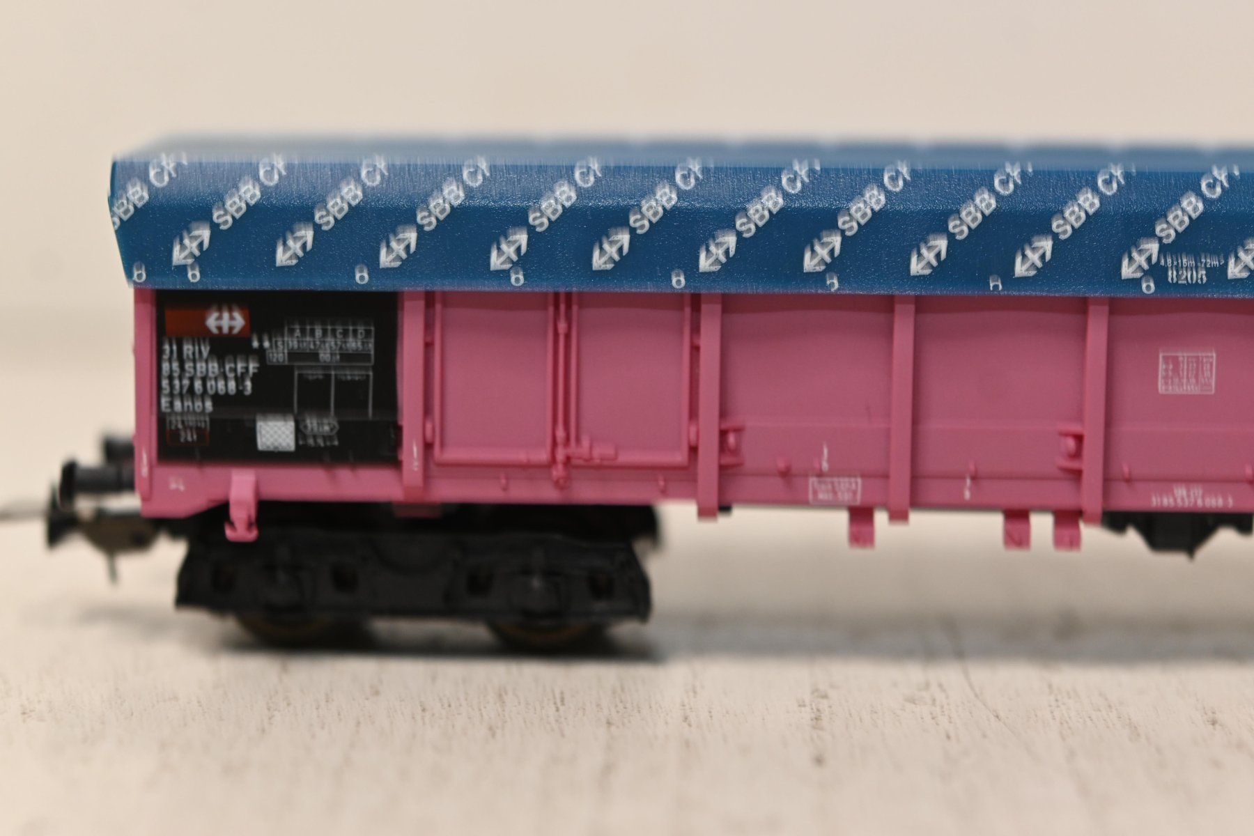 Modellini di ferrovie: SBB Eaos mit Blache Sachsenmodelle HO/AC mit OVP – Usato da Laupen ZH venduto da Zmoewe 1