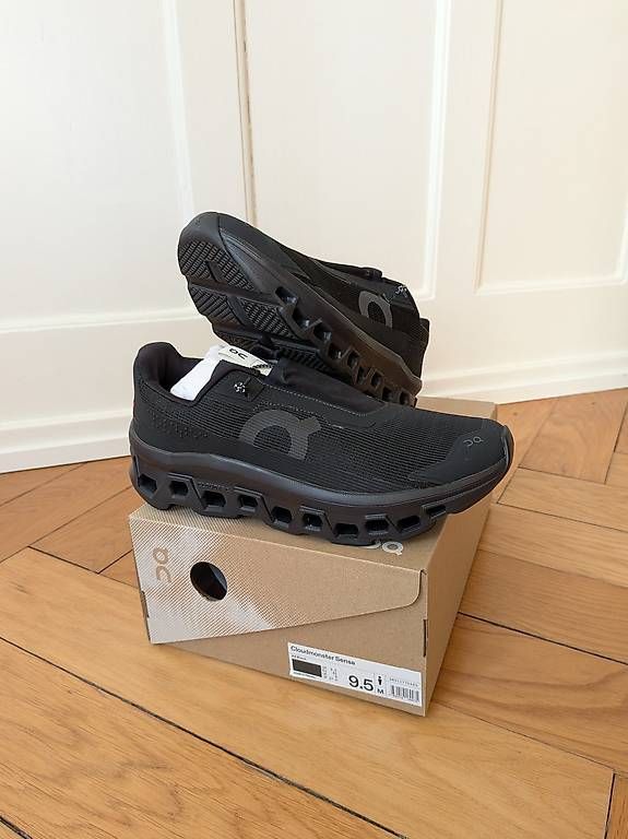 On Herrenschuhe: On Cloudmonster Sensa All Black NEU  Gr. 43 – Neu und originalverpackt aus Basel von tintintelefon