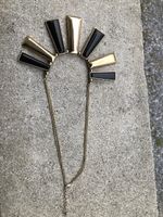 Statement Kette goldfarben schwarz geometrisch gebraucht