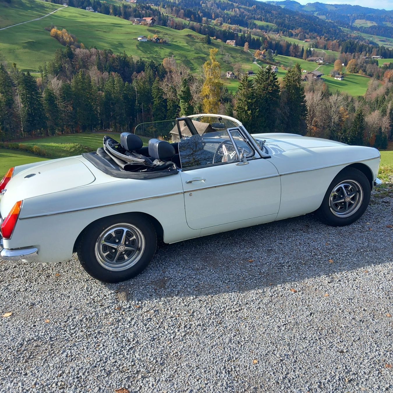 MG Automobili: MGB 1974 Roadster Overdrive – Usato da Ebnat-Kappel venduto da blazzi 3