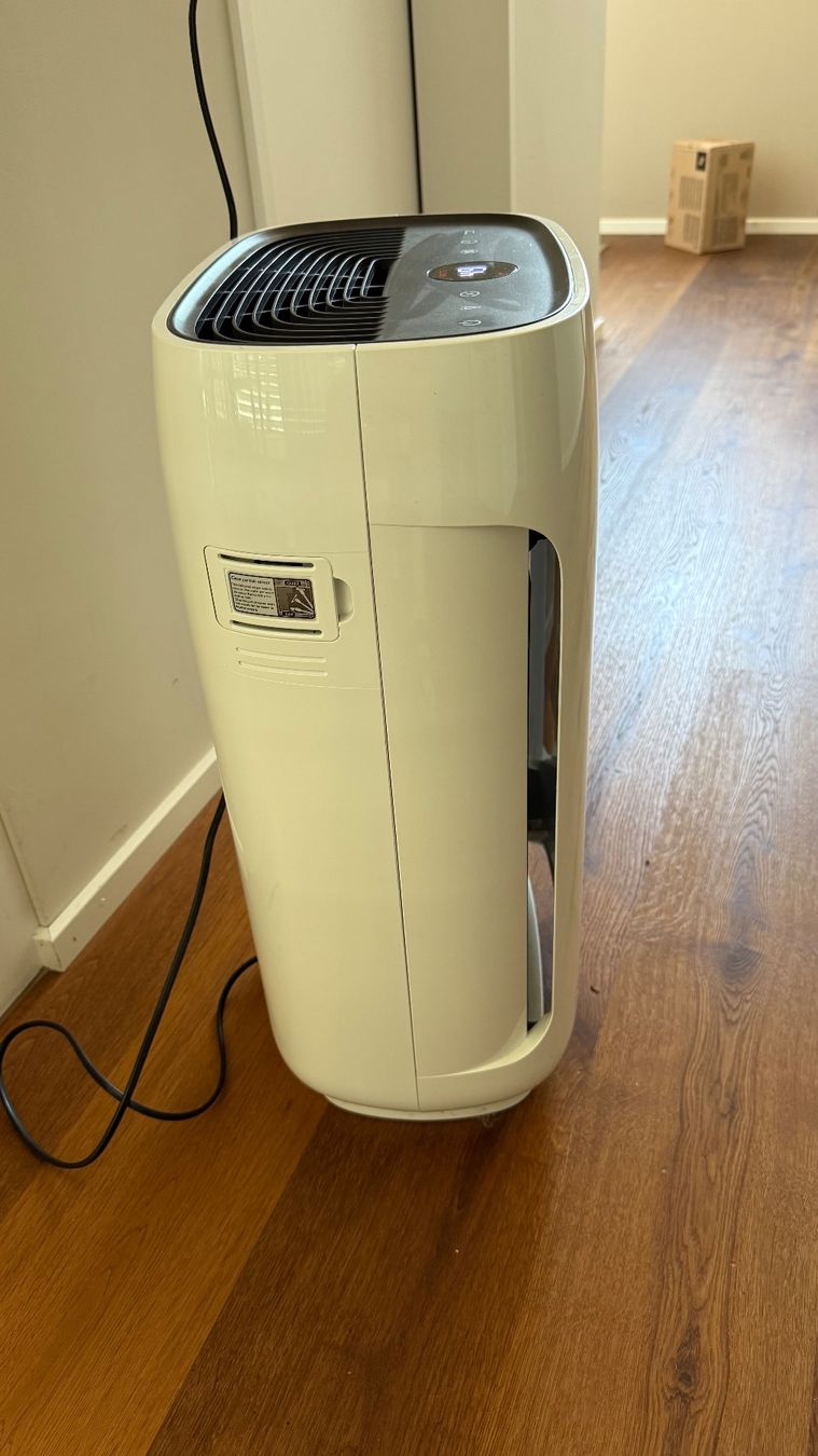 Philips Purificatori d'aria: Philips Luftreiniger AeraSense AC2887/10 – Usato da Erlinsbach venduto da chr_y2g9 1