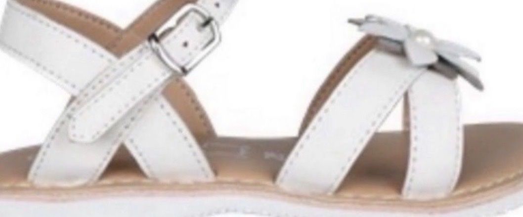 Schuhe für Mädchen: Pink Pearl Sandalen weiss Grösse 30 – Neu (gemäss Beschreibung) aus Freidorf TG von nad_fxh7 1