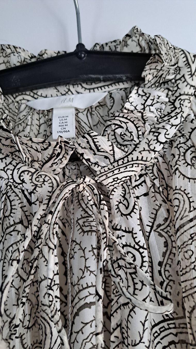 H&M Camicette: lässige Bluse M, H&M – Nuovo (secondo la descrizione) da Winterthur venduto da Dream_of 1