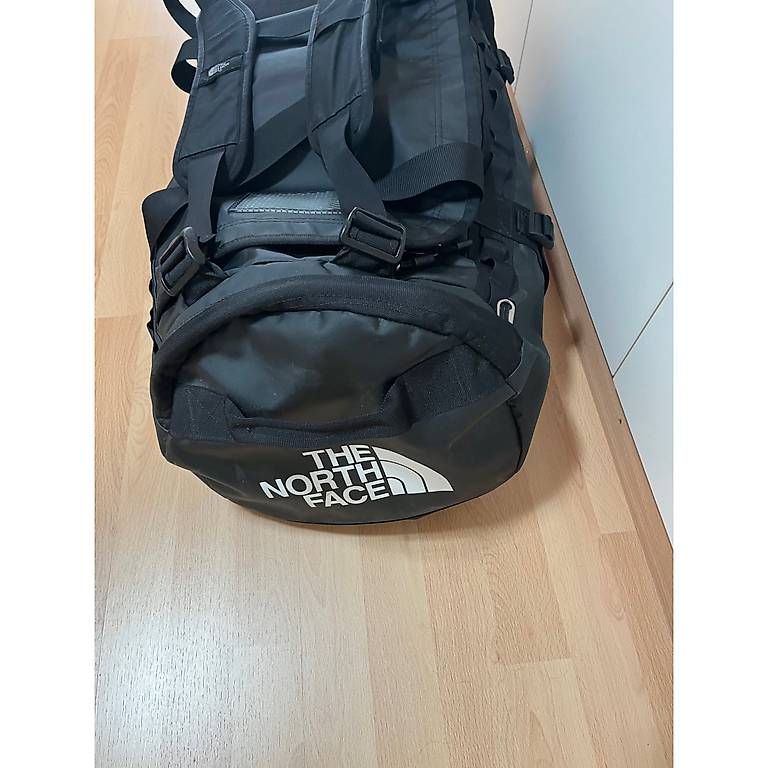 North Face Borse: North Face Base Camp M Tasche, 71 L duffel – Nuovo (secondo la descrizione) da Thierachern venduto da noe_qt68 1