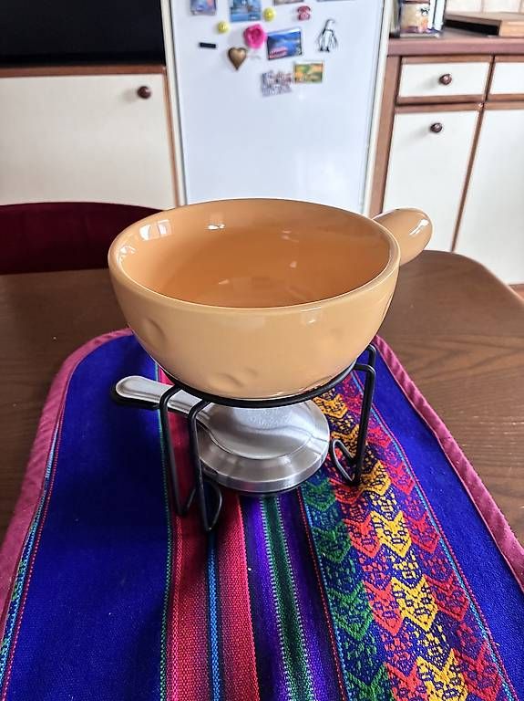 Küchengeräte: Fondue caquelon klein – Gebraucht aus Steinach von cgo_29jv 1