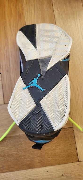 Scarpe da uomo: JORDAN Schuhe – Usato da Basel venduto da ewy02 1
