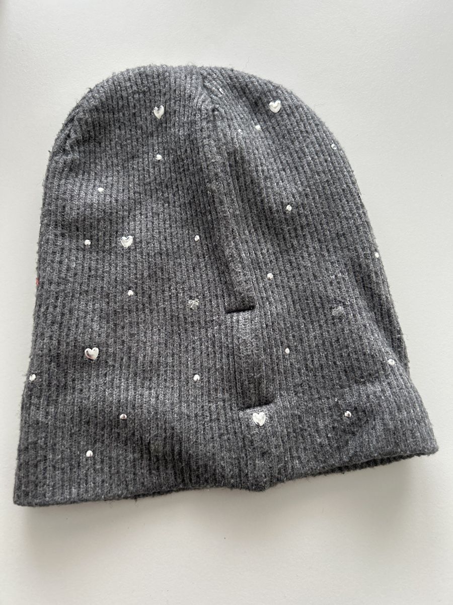 Zara Altro abbigliamento per bambina:  Wintermütze mit Herz-Applikationen – Usato da Salenstein venduto da sehrgut 1