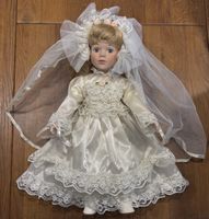 Poupée en porcelaine - Crystal