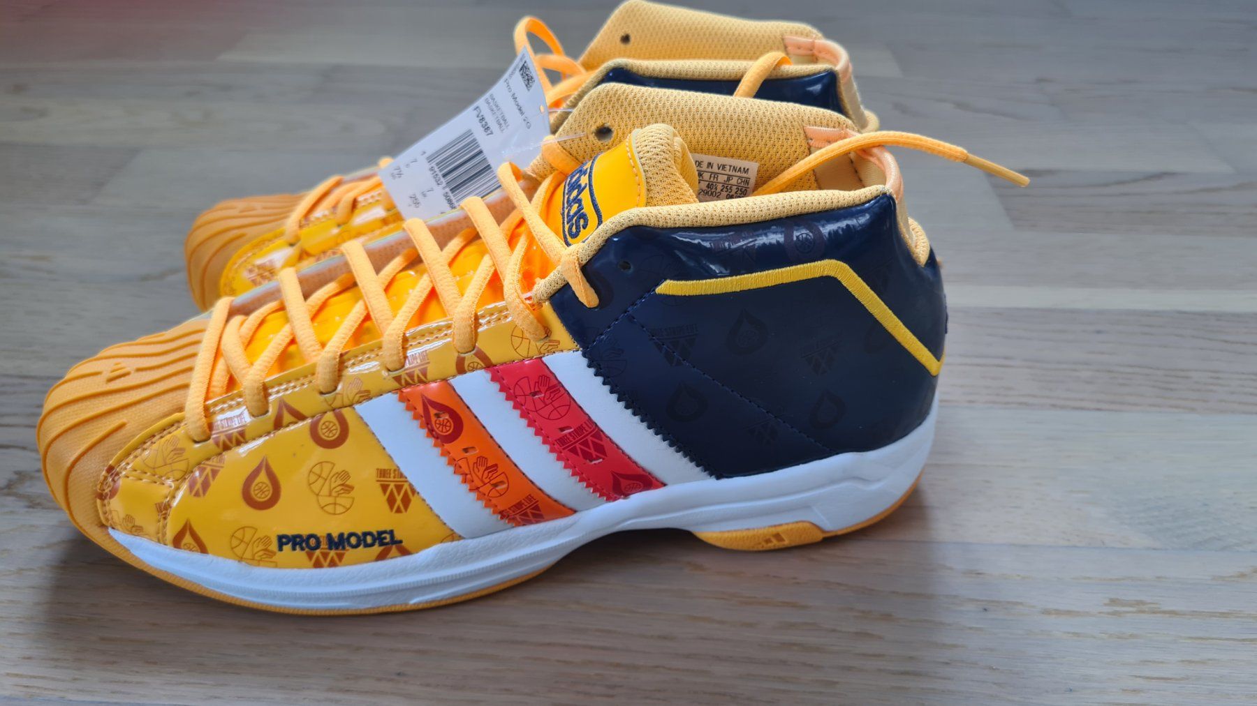 Adidas Scarpe da uomo: New Adidas Shows – Nuovo e nell'imballaggio originale da Embrach venduto da mba_ttk7 1