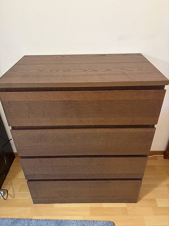 Cassettiere: Commode 4 tiroirs en parfait état  – Usato da Peseux venduto da ric_ybl8 2
