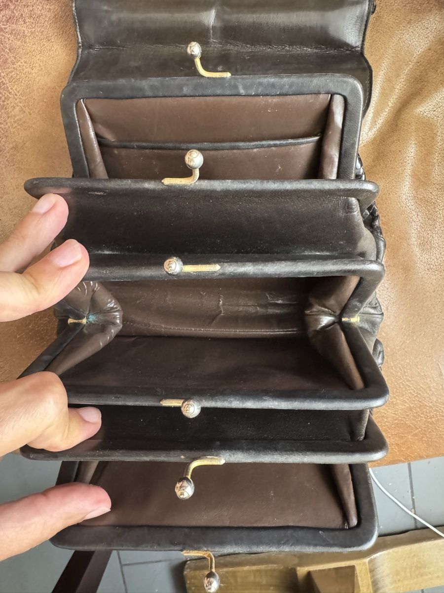 Borse da donna: Vintage Ledertasche – Usato da Obfelden venduto da cesarina10 1