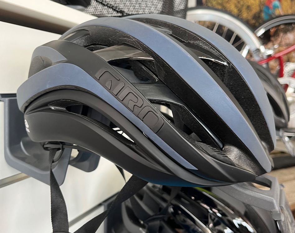 giro aether matte black flash