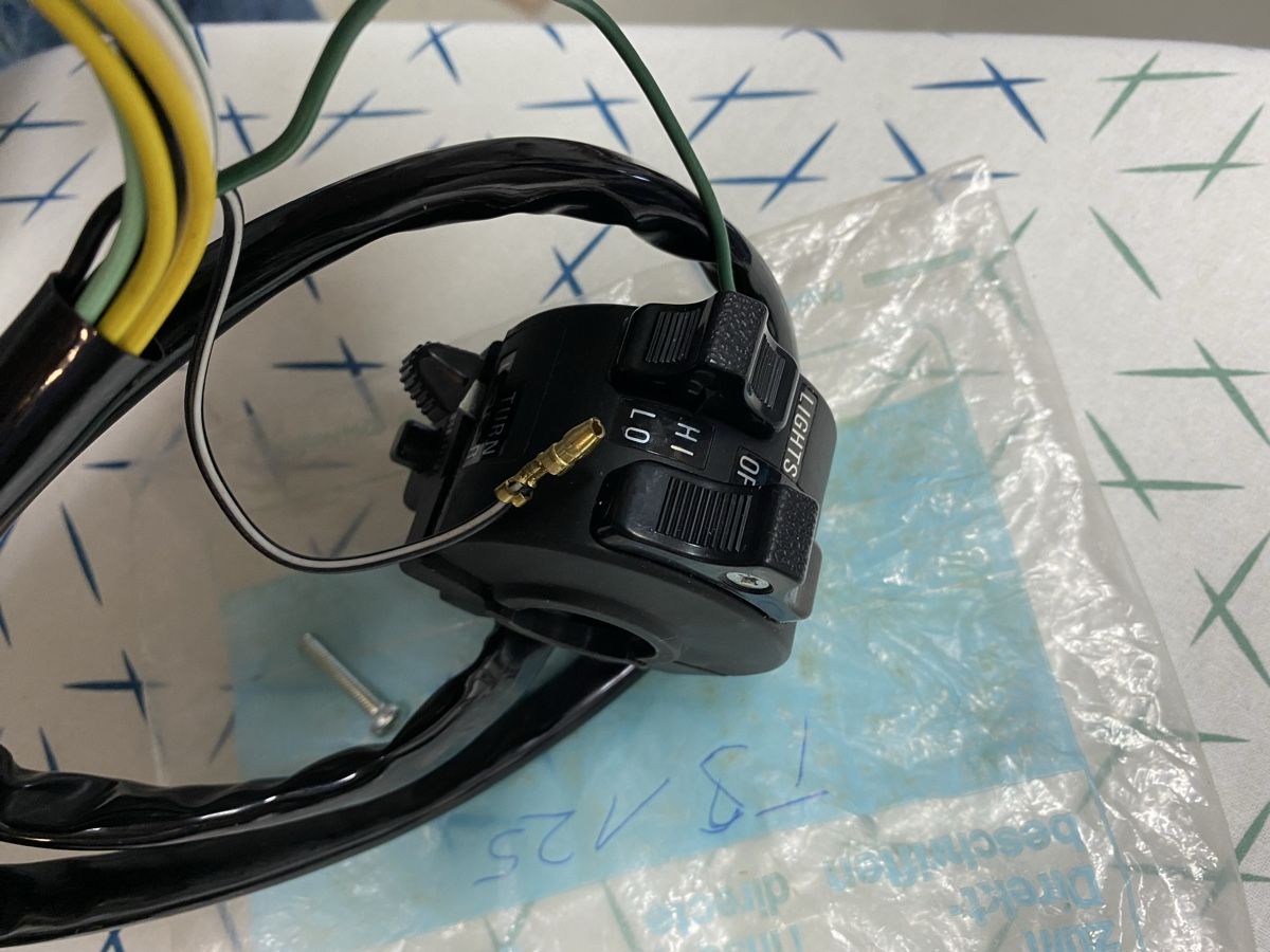 Yamaha Alle Motorradersatzteile: Original Lichtschalter dt 125, Yamaha – Neu (gemäss Beschreibung) aus Birmenstorf AG von monza2011 5