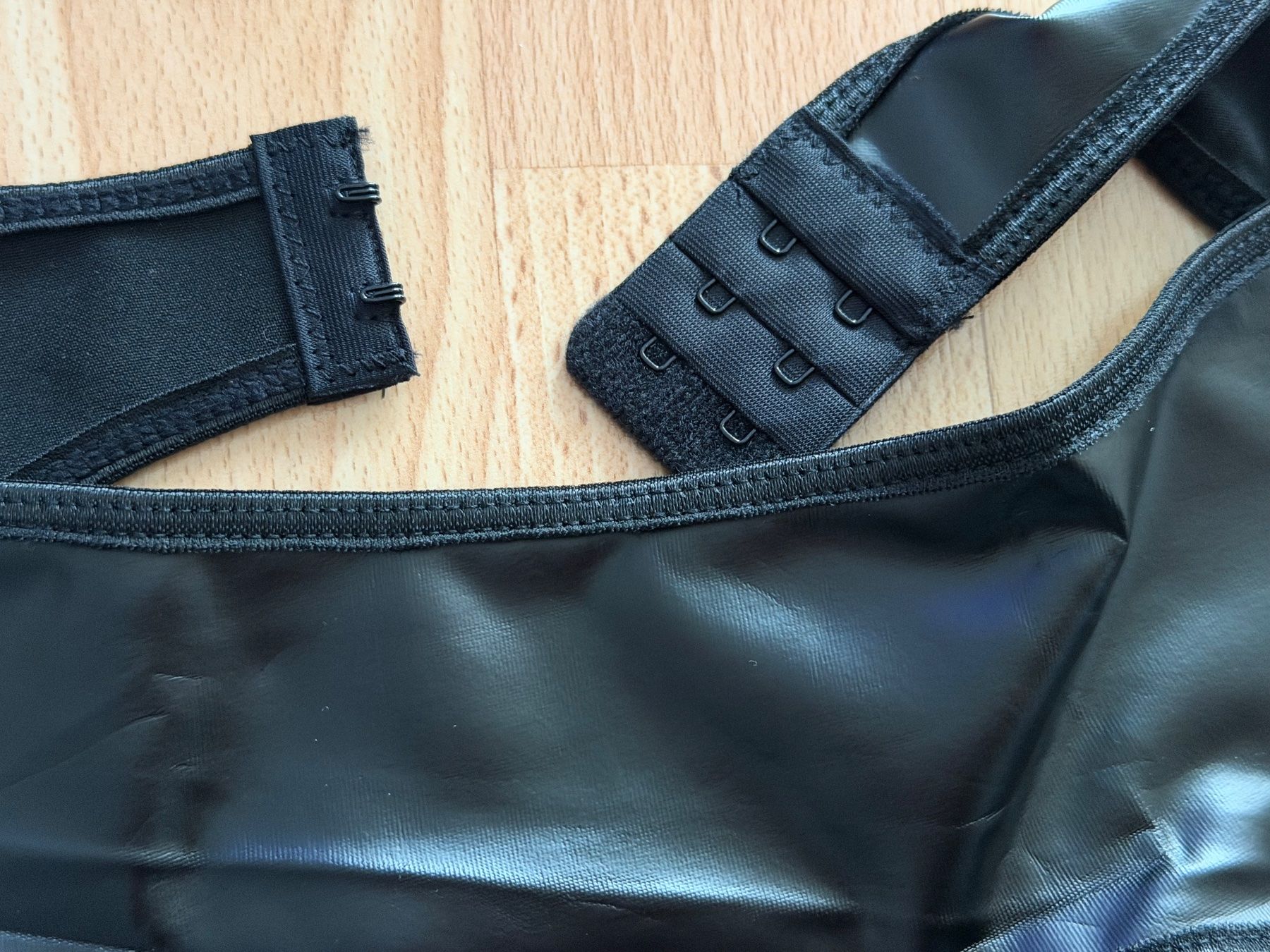 Altra biancheria intima: Straps Set / SIZE L – Nuovo e nell'imballaggio originale da Uetendorf venduto da Stoun 4