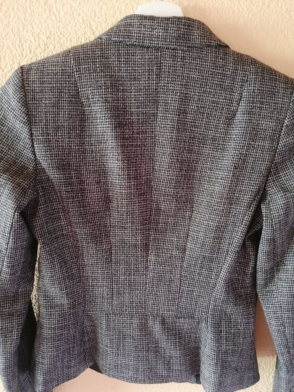 Comma Completi & Tailleur: Blazer von Comma, ungetragen – Nuovo (secondo la descrizione) da Marbach LU venduto da BitsAndBobs 4