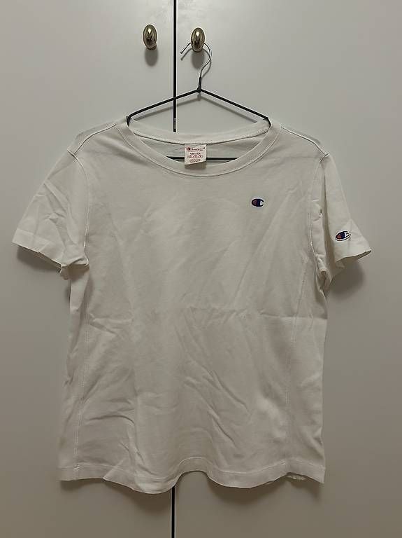 Champion T-shirt: Champions T-Shirt – Usato da Münsingen venduto da klo_bvb2