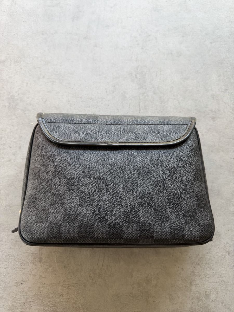 Louis Vuitton Taschen: Louis Vuitton Kulturtasche Leder 22cm – Gebraucht aus Bubikon von Mtr1608 5