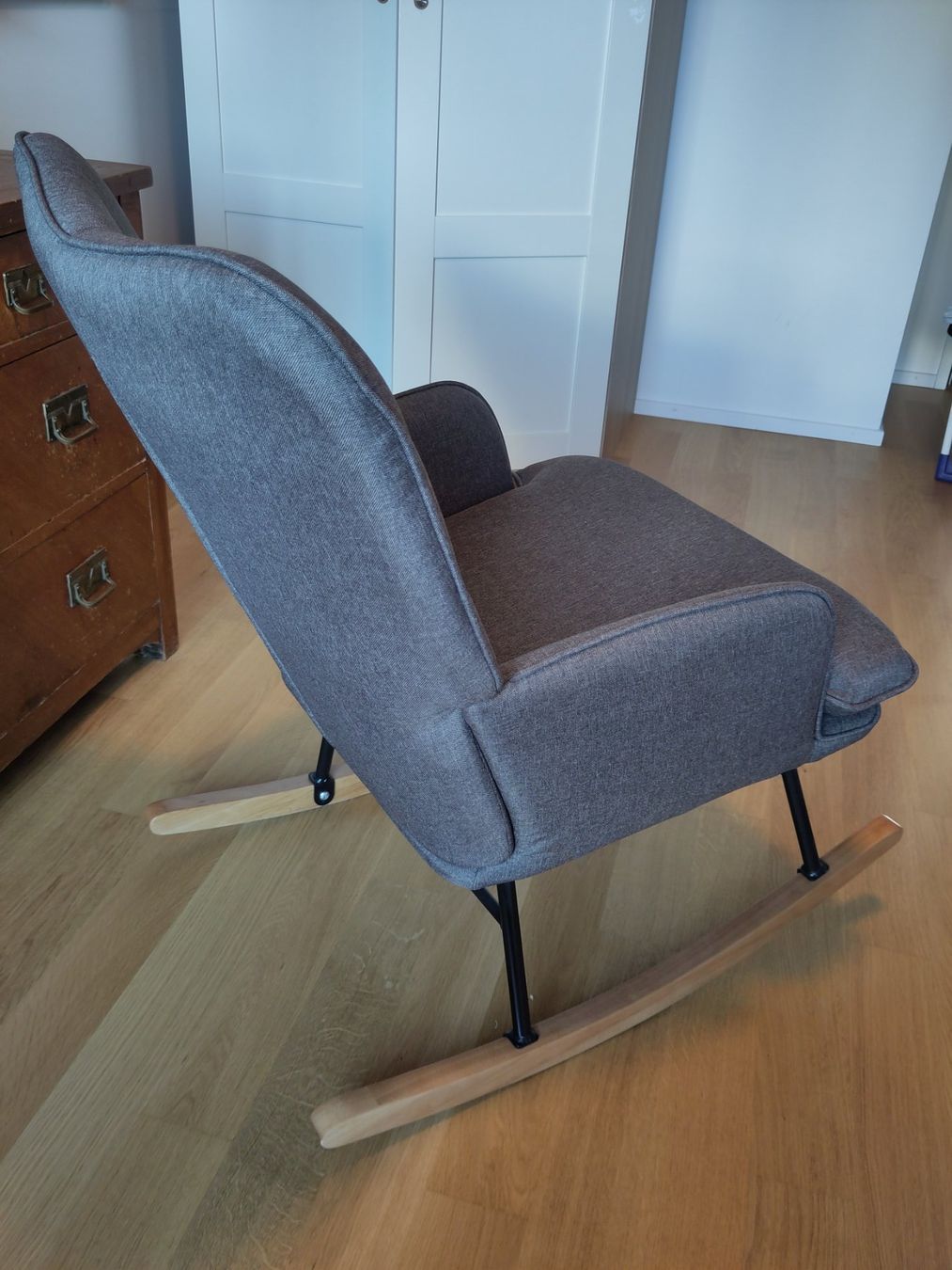 Poltrone: Bequemer Schaukelstuhl – Usato da Luzern venduto da sel_yg59 1